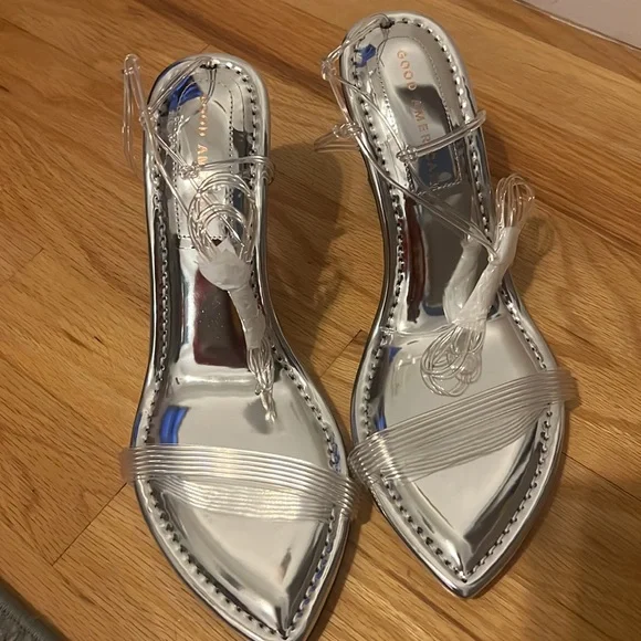 NIB Good American Silver Wedge Heels size 8.5